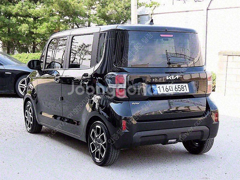 레이 중고 가격 더 뉴 기아 레이 검정색 2023년식 41,747km 시그니처 중고차 할부가능--4